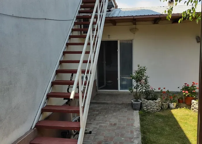 Casa Olga Ap 4camere Mansarda Două Mai