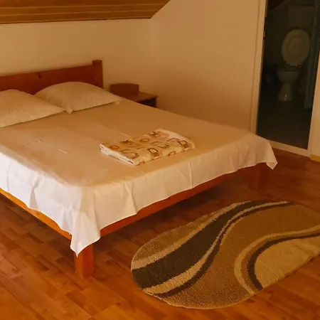 Casa Olga Ap 4camere Mansarda Rum i privatbostad *